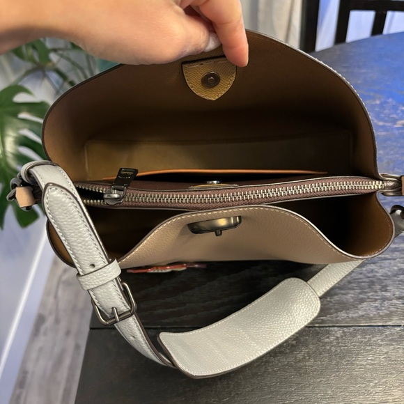 Coach Willow Multi shoulder Authentic 100% - Picture 3 of 5